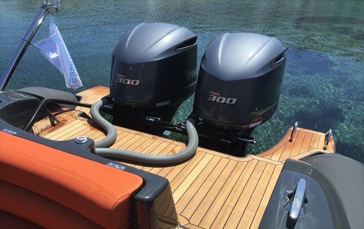 Technohull 999 | Tak