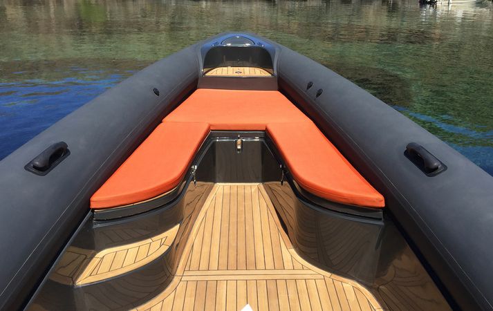 Technohull 999 | Tak