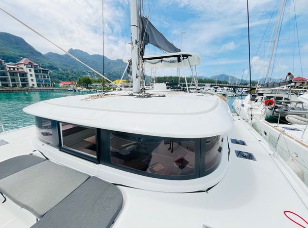 Lagoon 46 | Napa Naryen