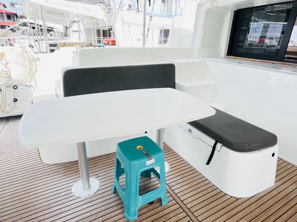 Lagoon 46 | Napa Naryen