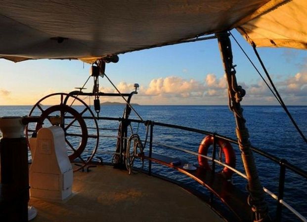 Custom Built 115 | Sea Pearl