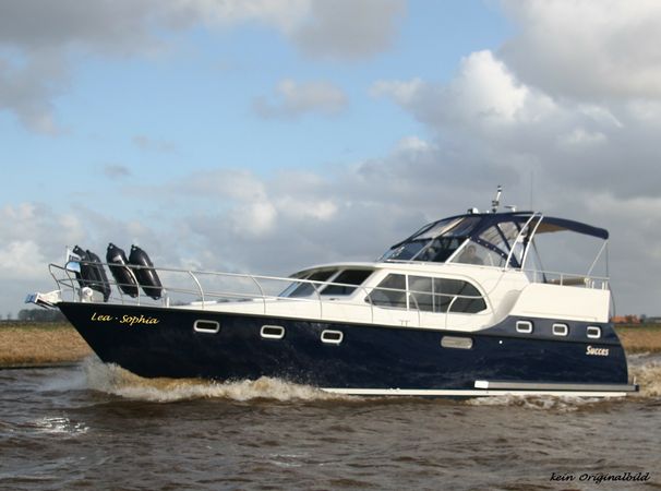 Success 125 Ultra | Lea-Sophia