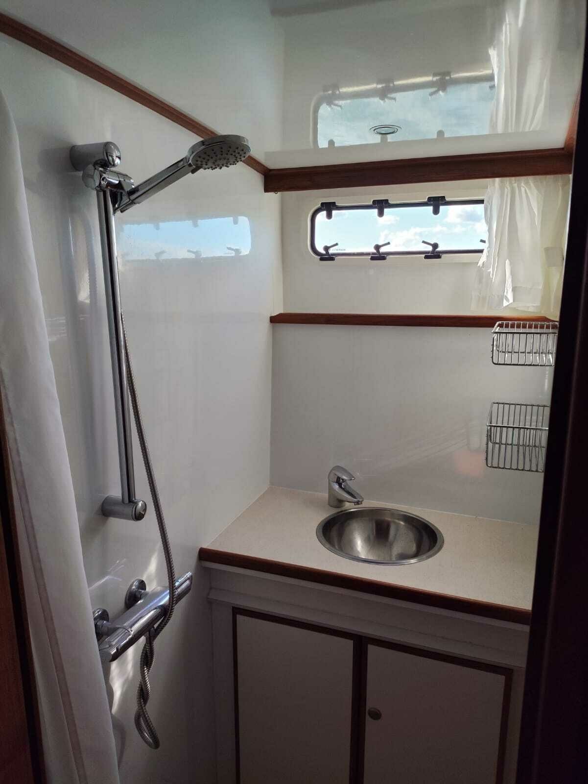 Aqua Yacht 1200 | Gina Maria