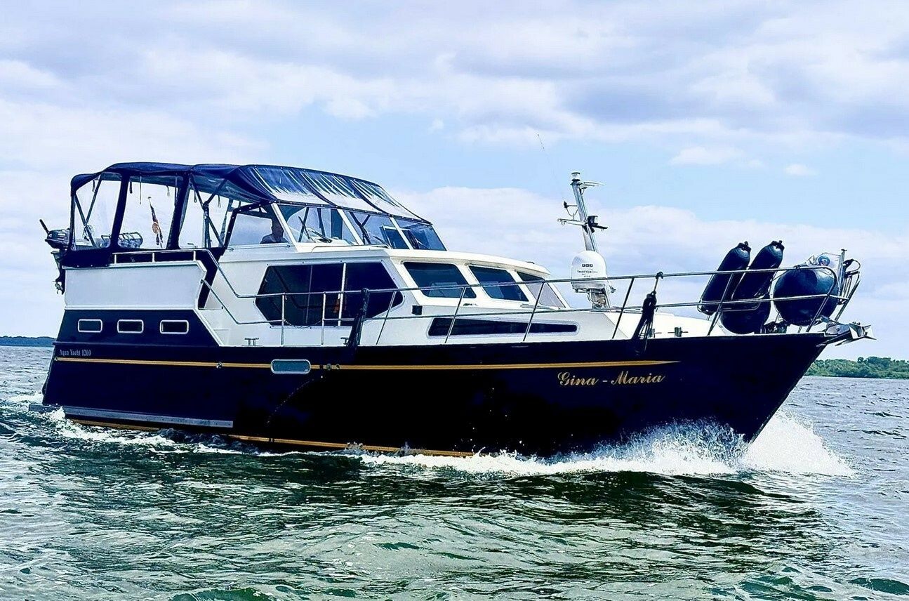 Aqua Yacht 1200 | Gina Maria