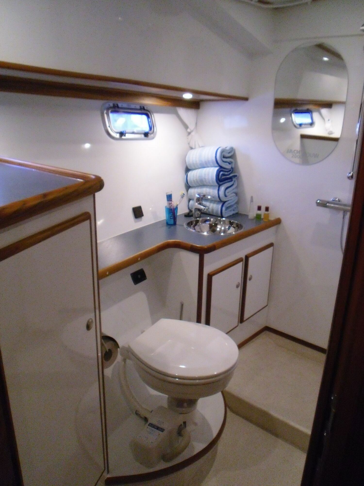 Aqua Yacht 1200 | Gina-Carina