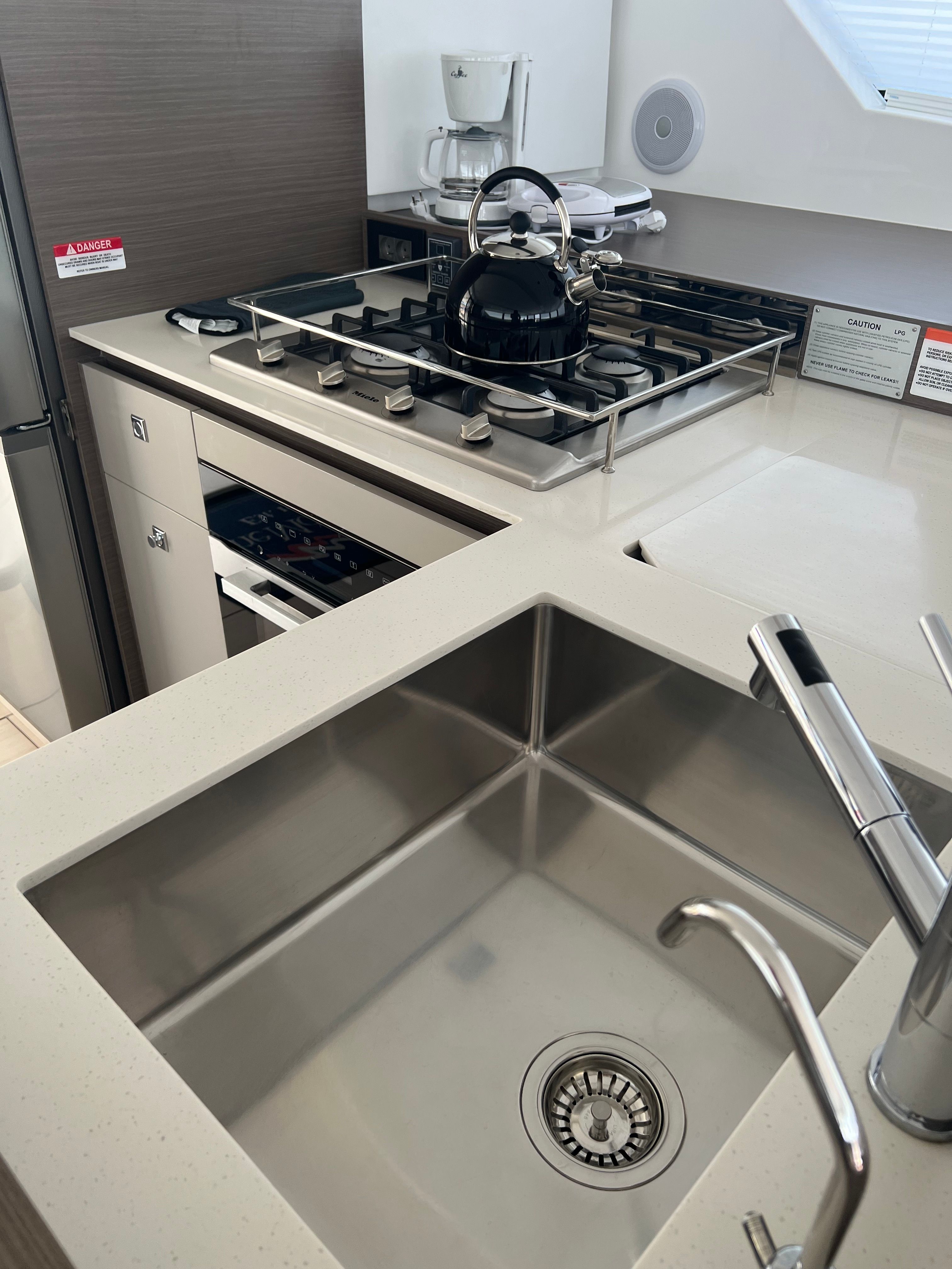 Leopard 46 | Moorings 24