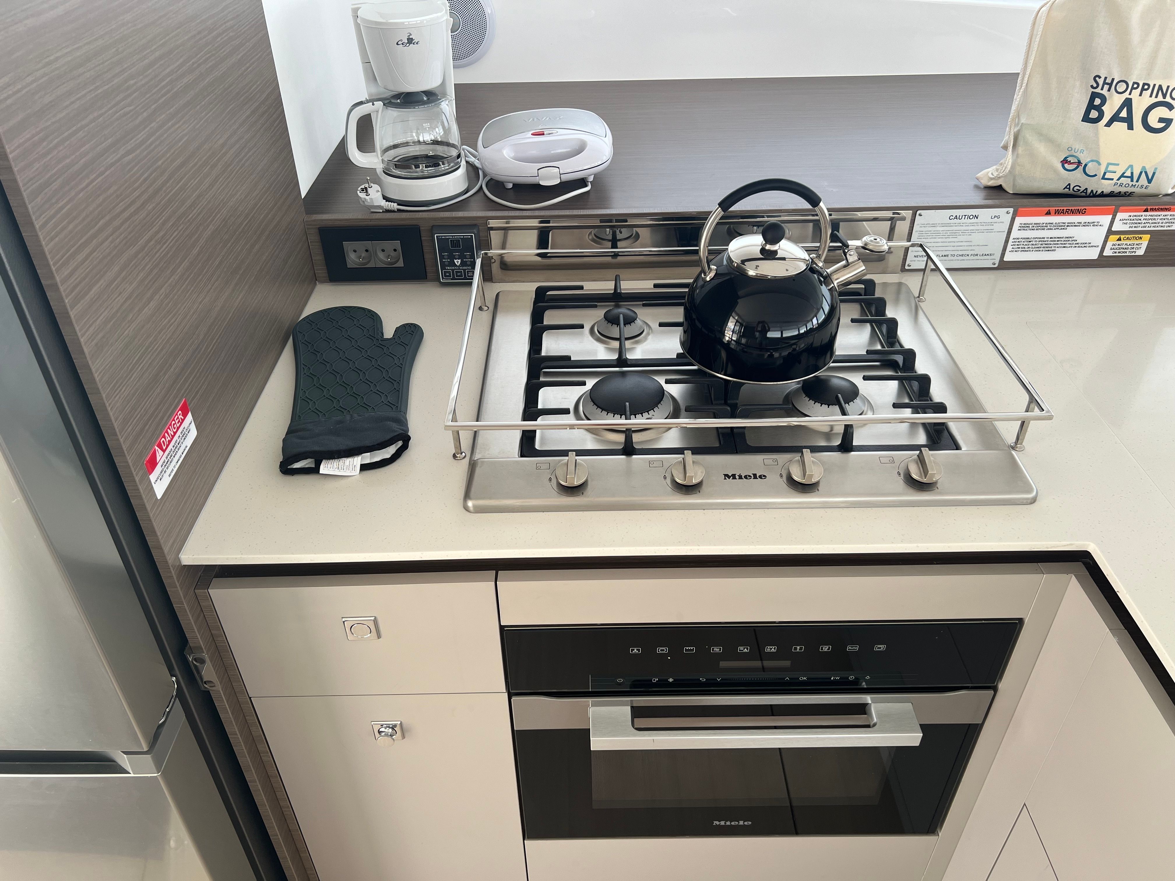 Leopard 46 | Moorings 24