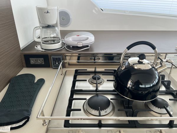 Leopard 46 | Moorings 24