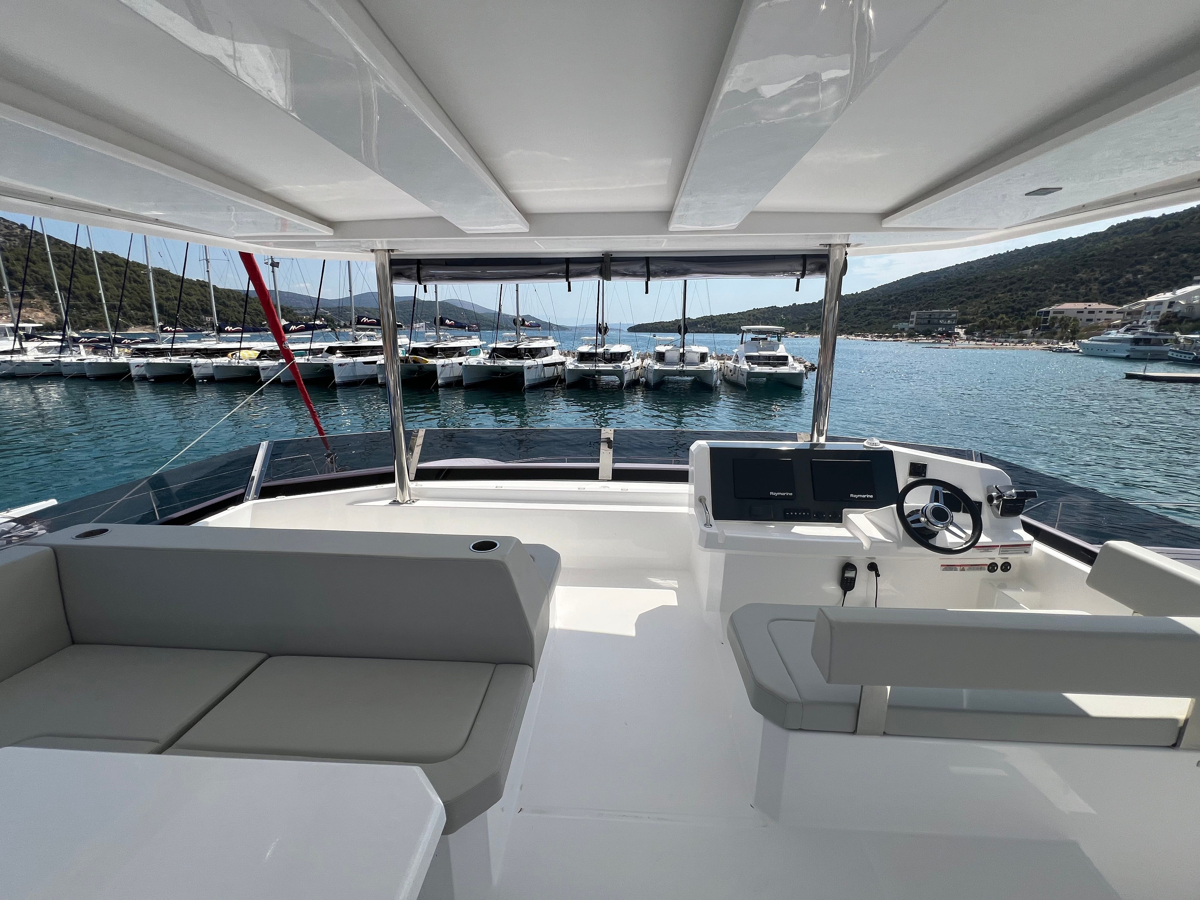 Leopard 46 | Moorings 24