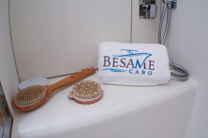 Pardo 43 | Besame