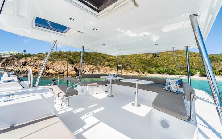 Bali 5.4 | C Sisters