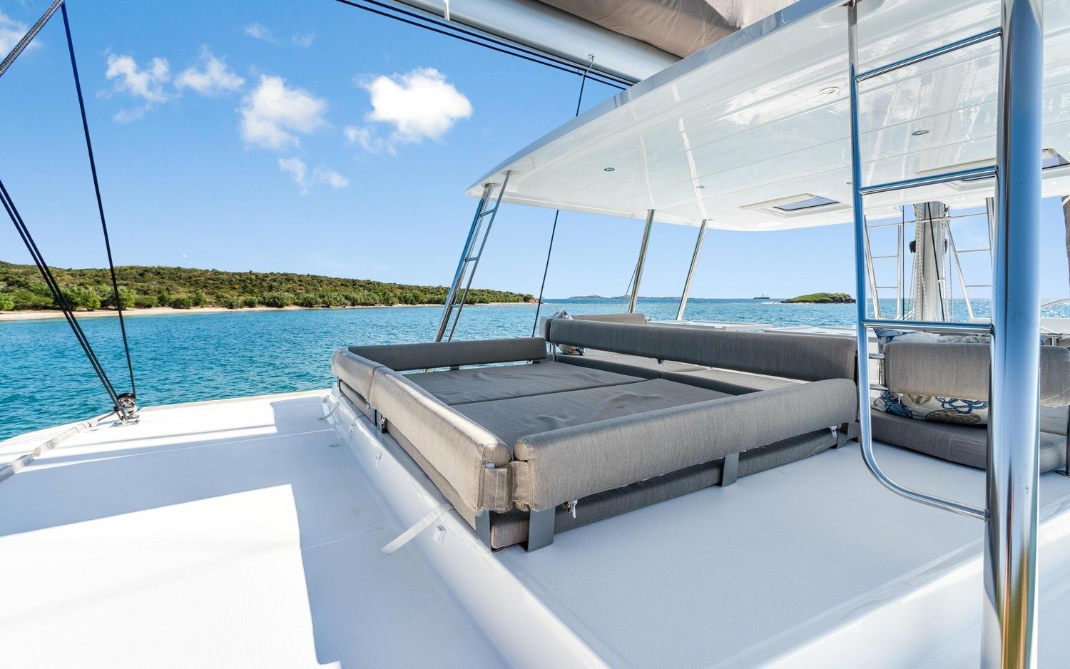 Bali 5.4 | C Sisters