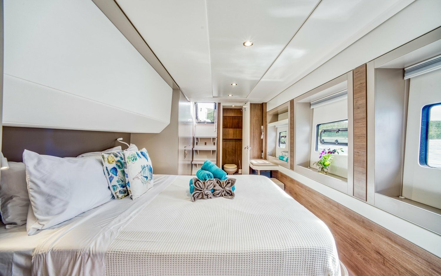 Bali 5.4 | C Sisters