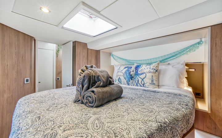 Bali 5.4 | C Sisters