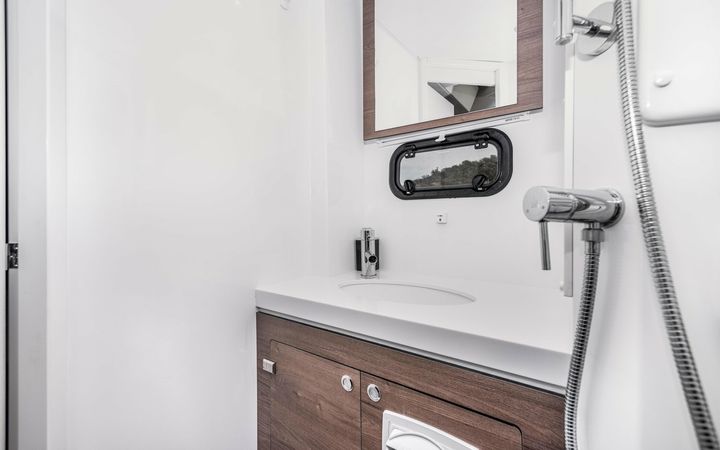 Bali 5.4 | C Sisters