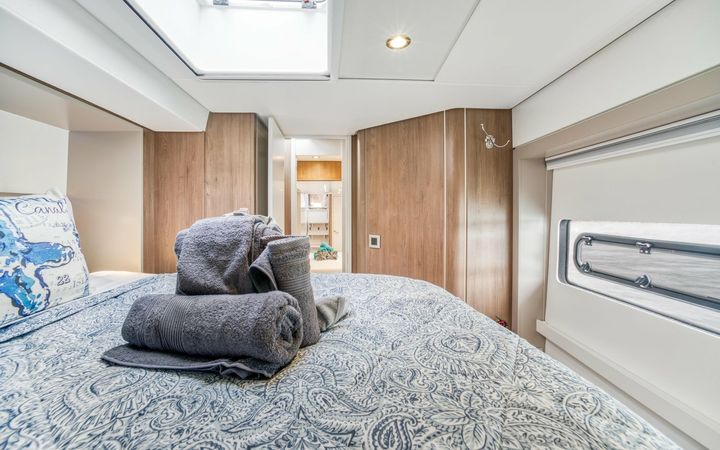 Bali 5.4 | C Sisters