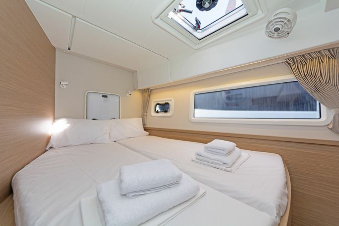 Lagoon 42 | Dream Waters