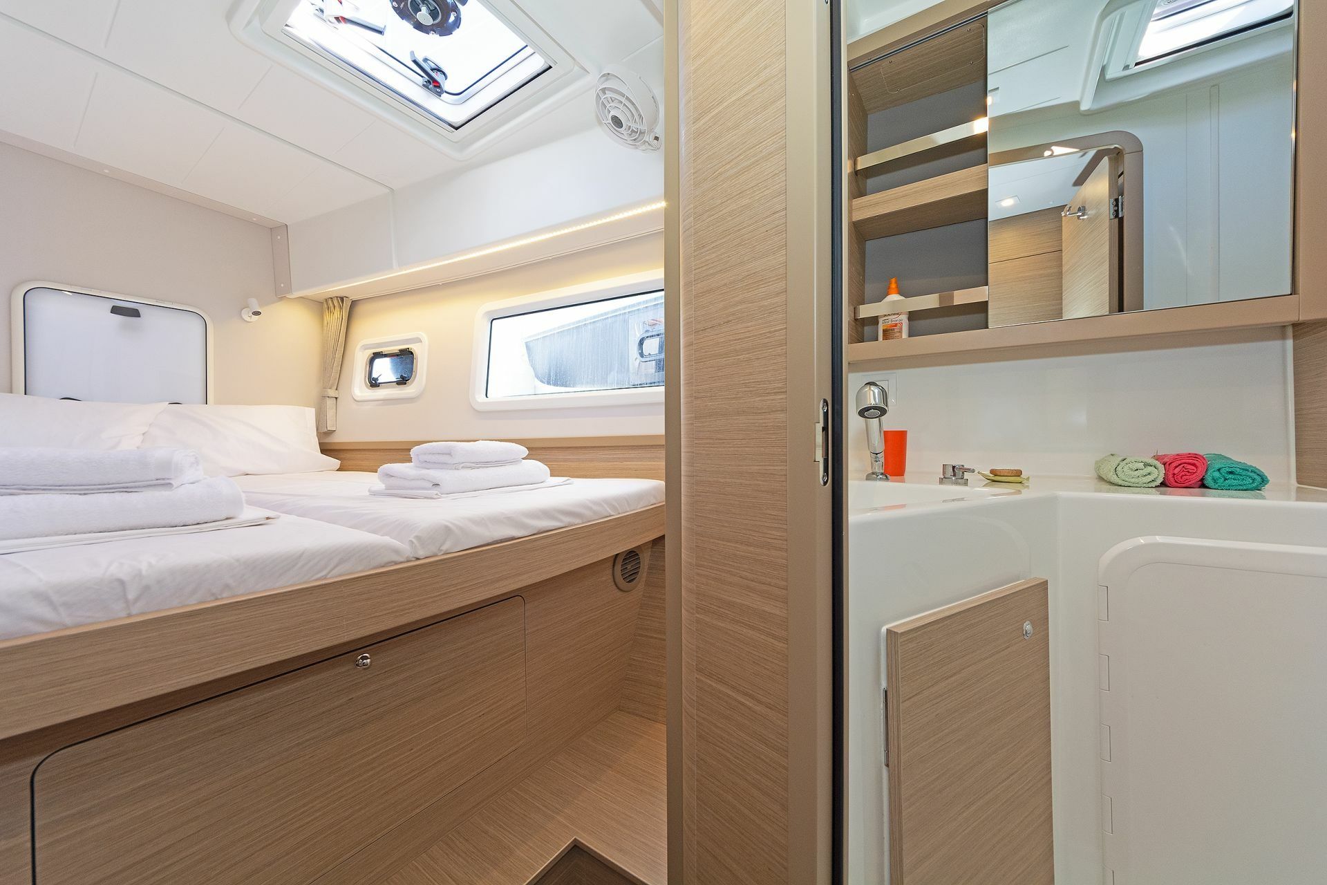 Lagoon 42 | Dream Waters