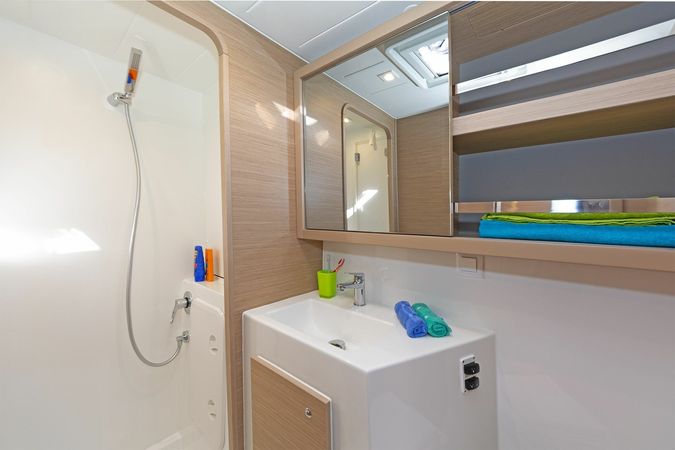 Lagoon 42 | Dream Waters