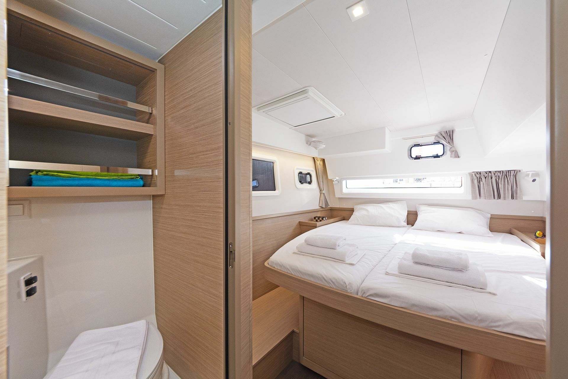 Lagoon 42 | Dream Waters