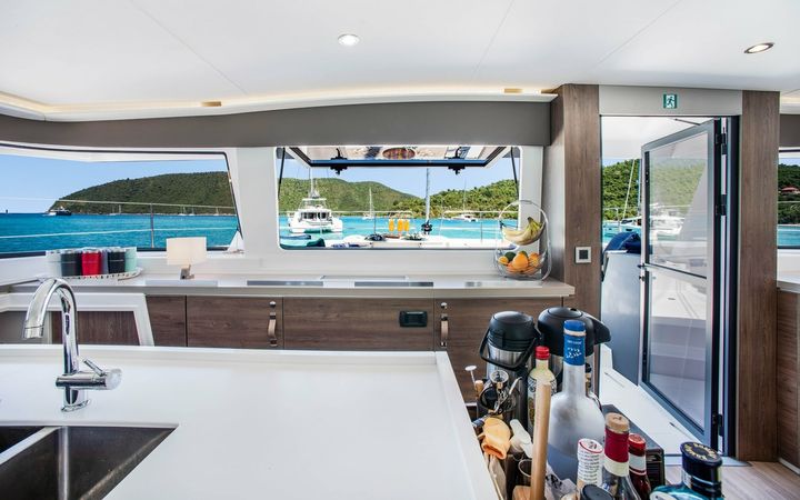 Bali 5.4 | Permabear