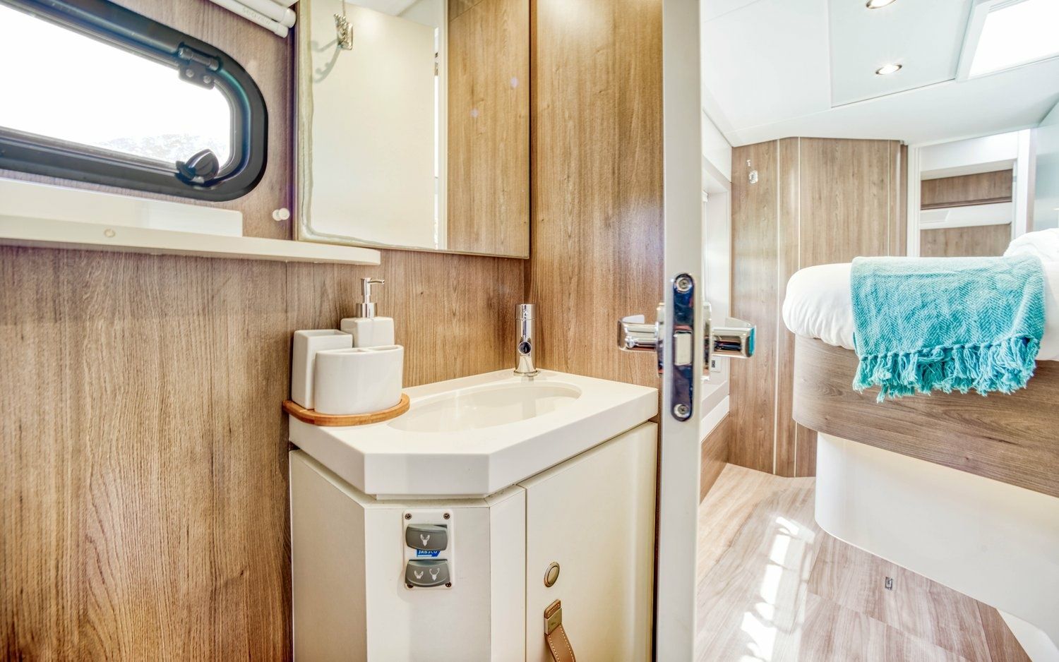 Bali 5.4 | Permabear