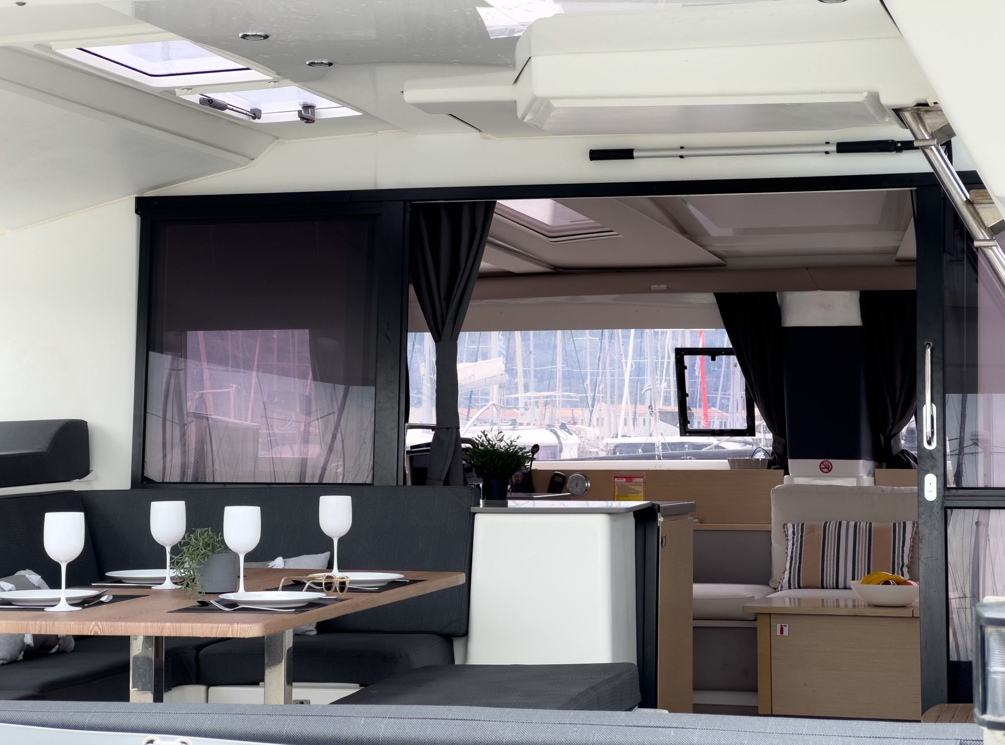 Fountaine Pajot Helia 44 | Sunrise