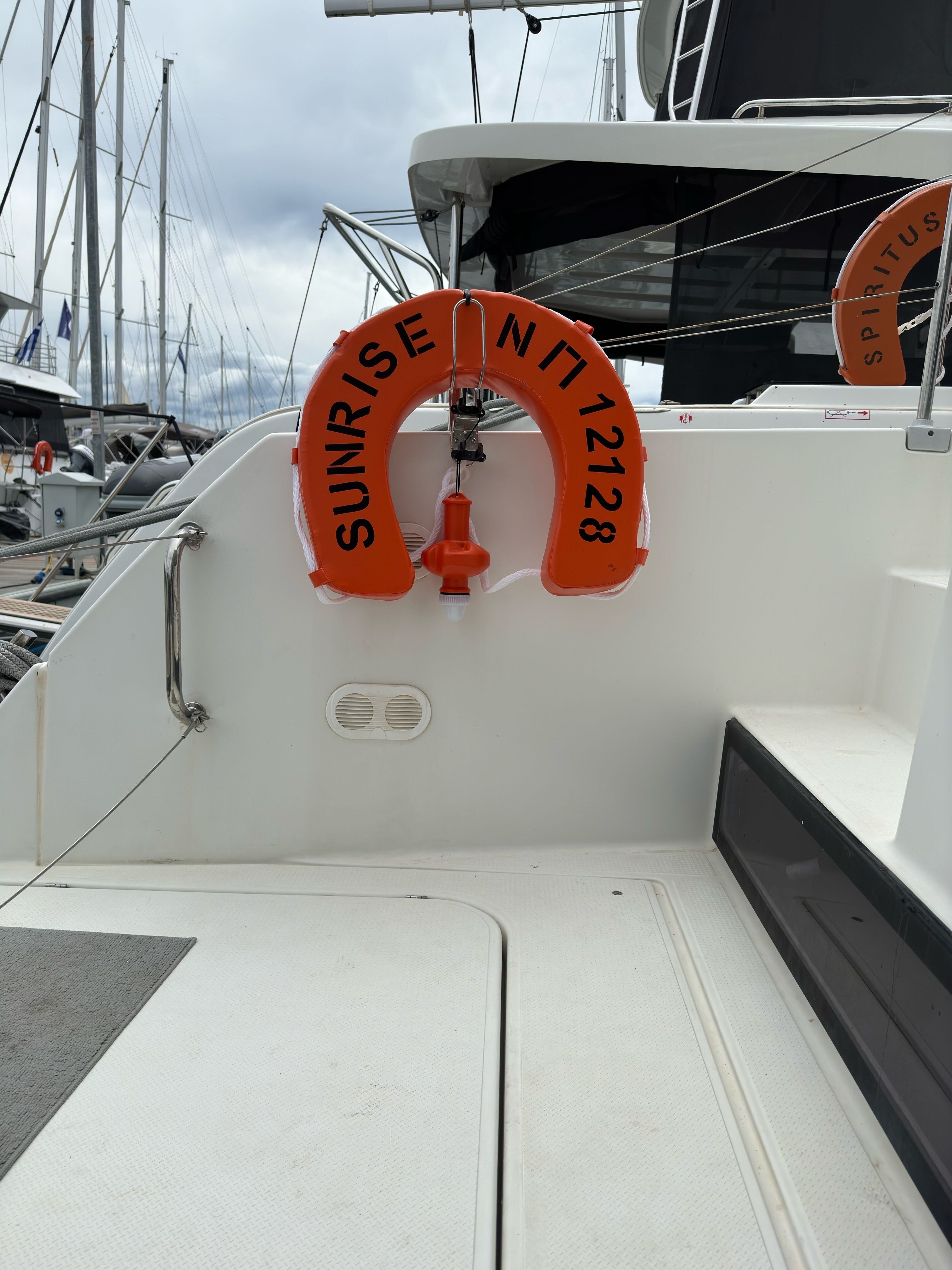 Fountaine Pajot Helia 44 | Sunrise