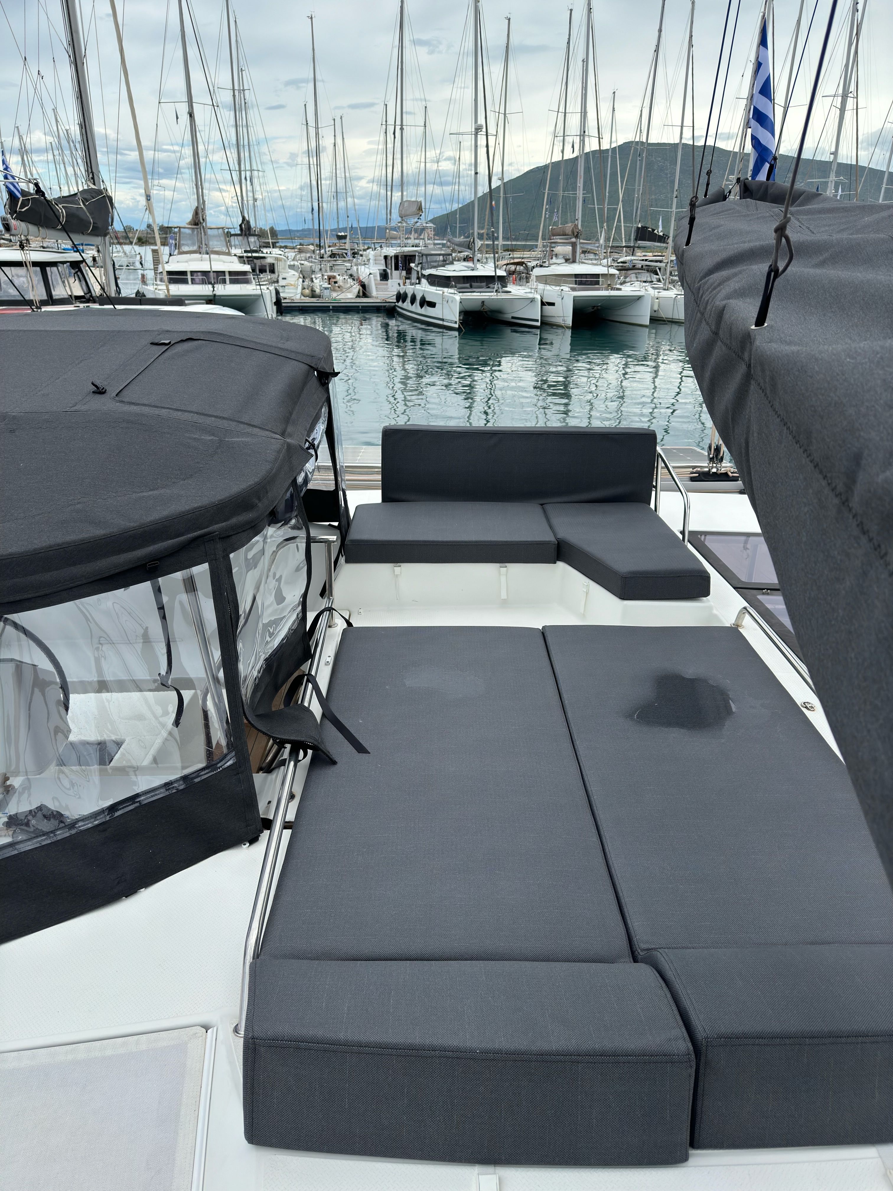 Fountaine Pajot Helia 44 | Sunrise