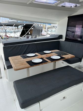 Fountaine Pajot Helia 44 | Sunrise