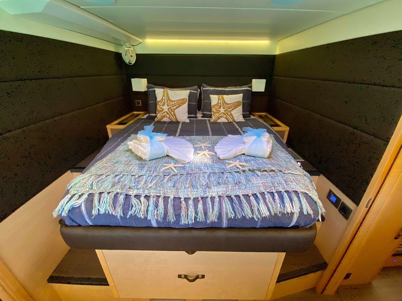 Lagoon 620 | Heavenly