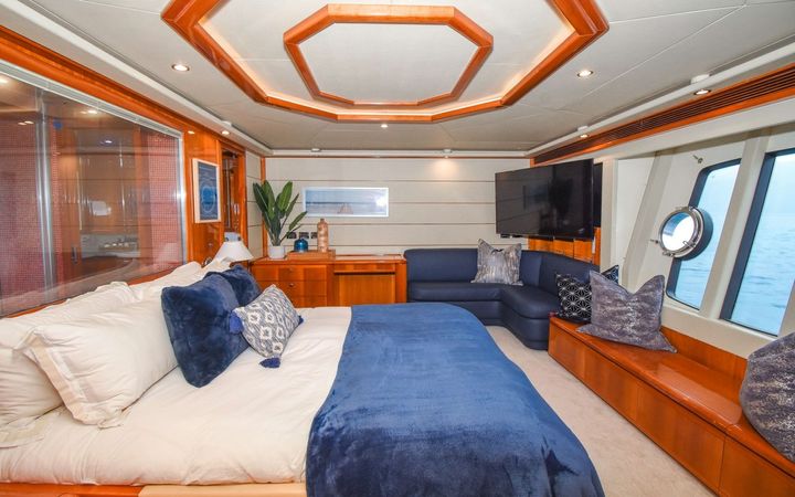 Ferretti 880 | Indulge 2