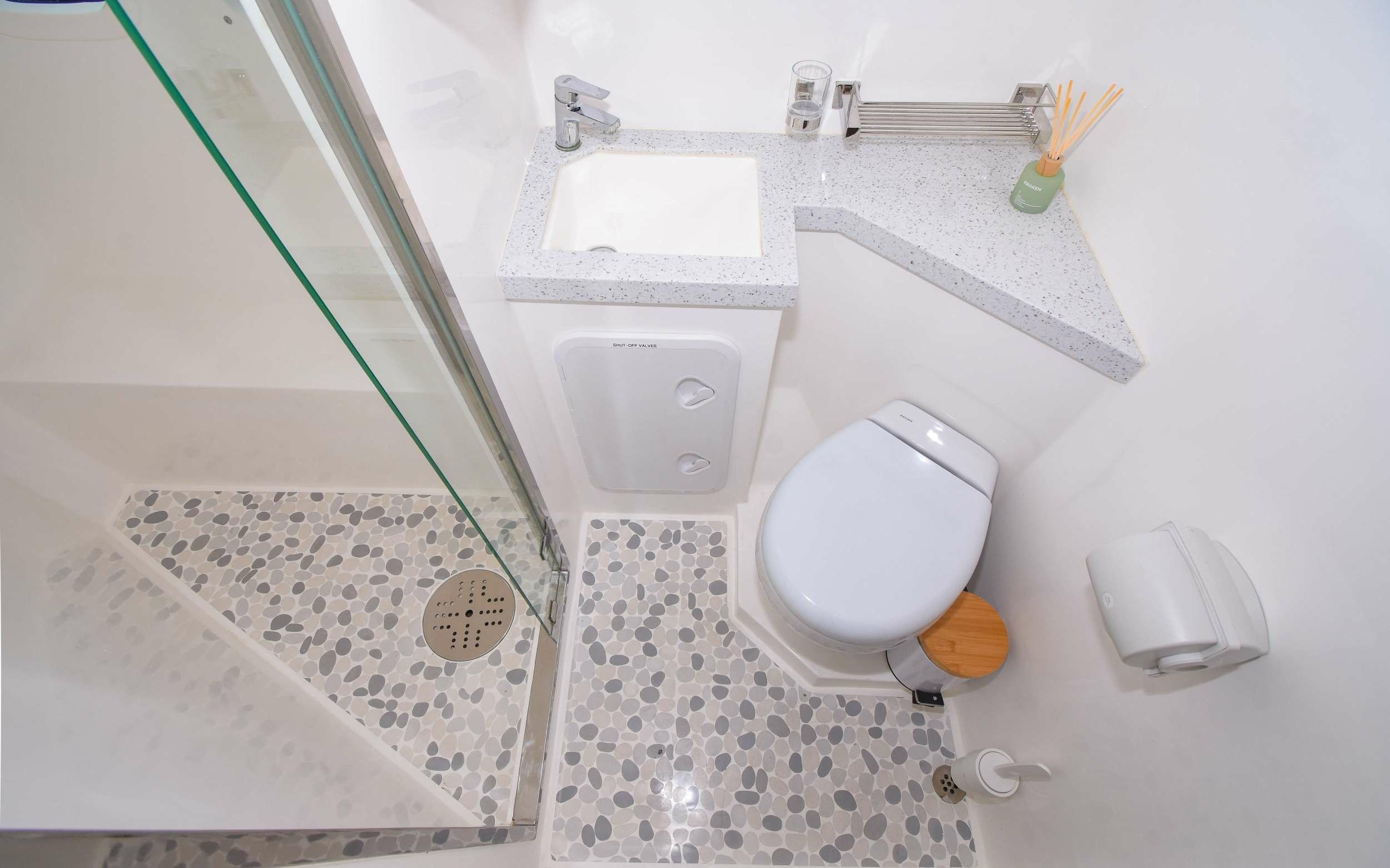 Majestic 570 Fly | Adventure Us