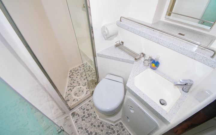 Majestic 570 Fly | Adventure Us