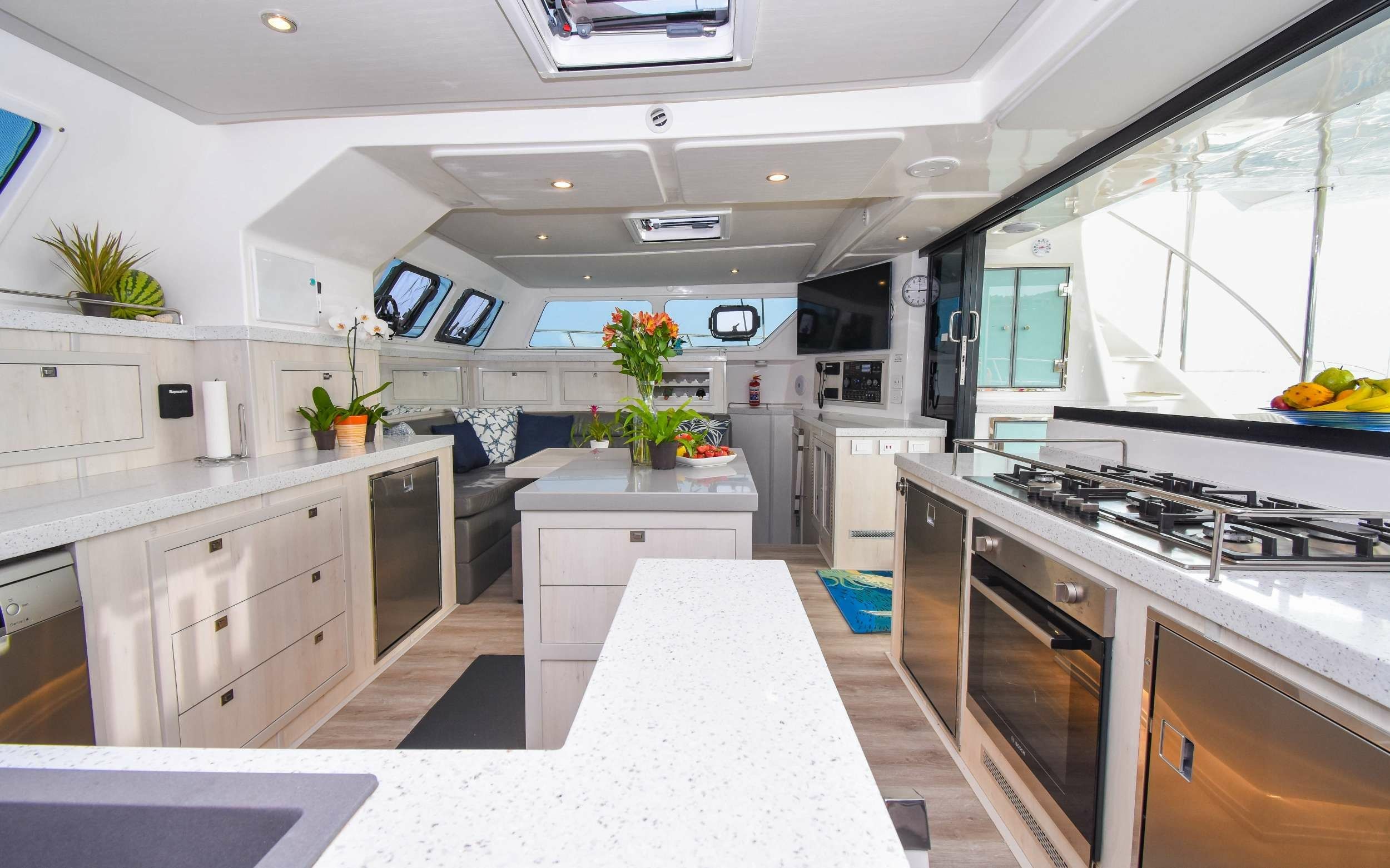 Majestic 570 Fly | Adventure Us