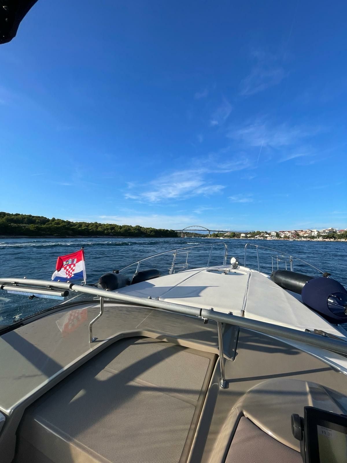 Regal 26 Express | Erna