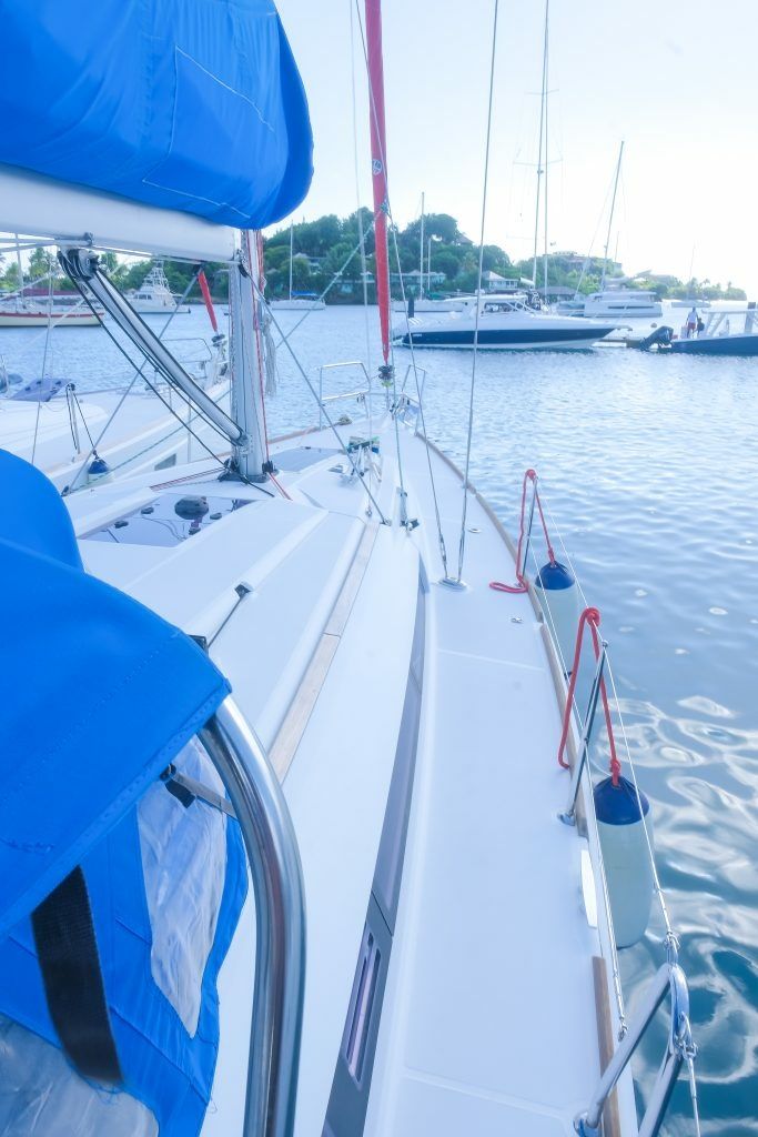 Jeanneau 419 | Makin Memories