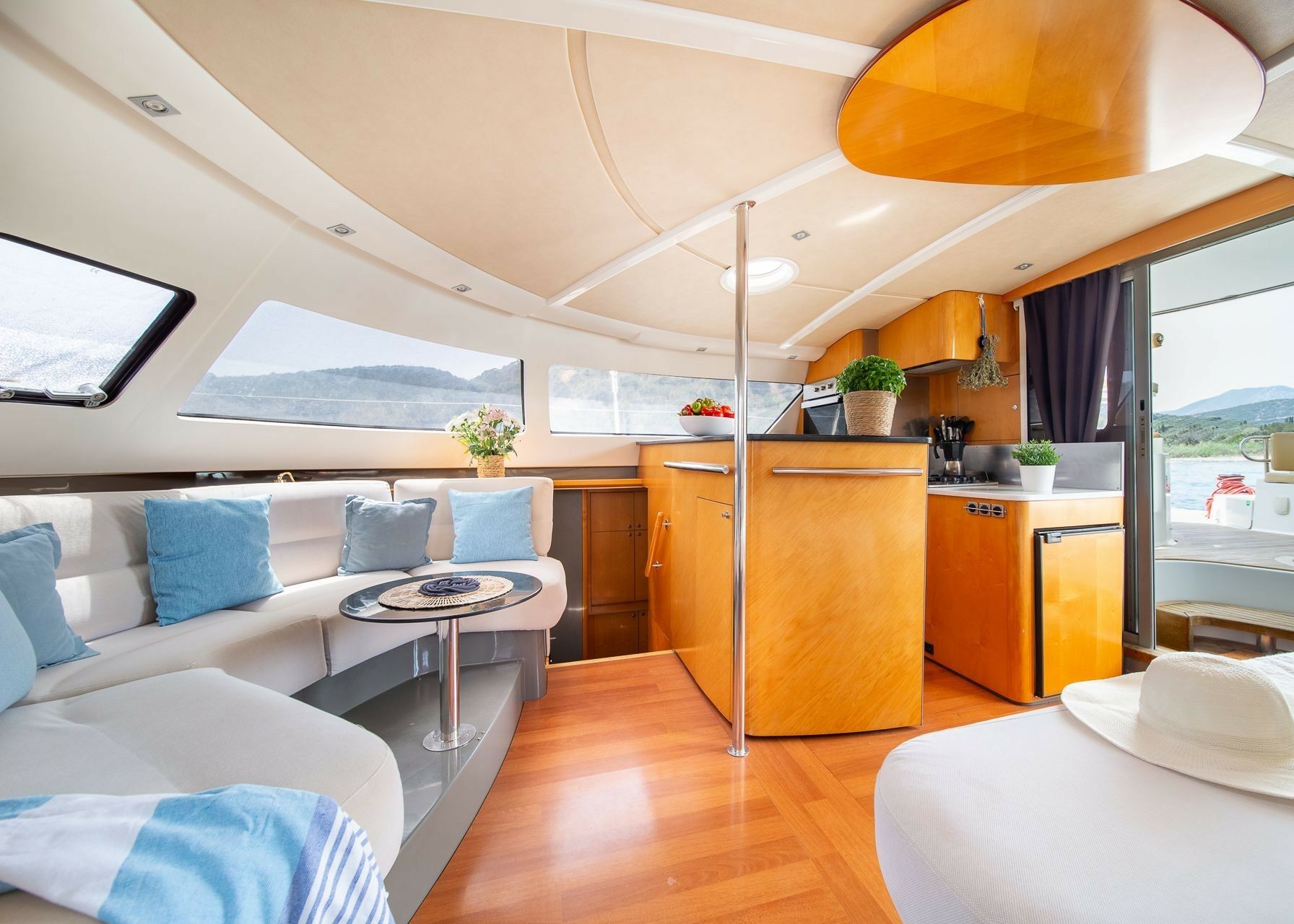 Fountaine Pajot Eleuthera 60 | Zorba