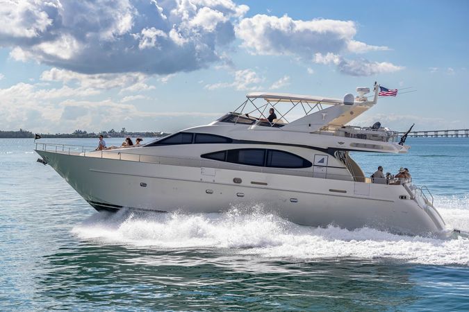 Azimut 70 Sea Jet | Salt Shaker