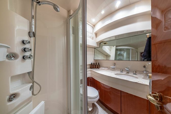 Azimut 70 Sea Jet | Salt Shaker