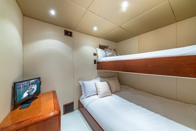 Azimut 70 Sea Jet | Salt Shaker