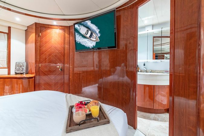 Azimut 70 Sea Jet | Salt Shaker