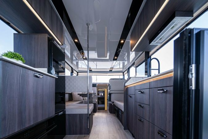 Cobra Yachts Maestro 42 | Lumipe 2