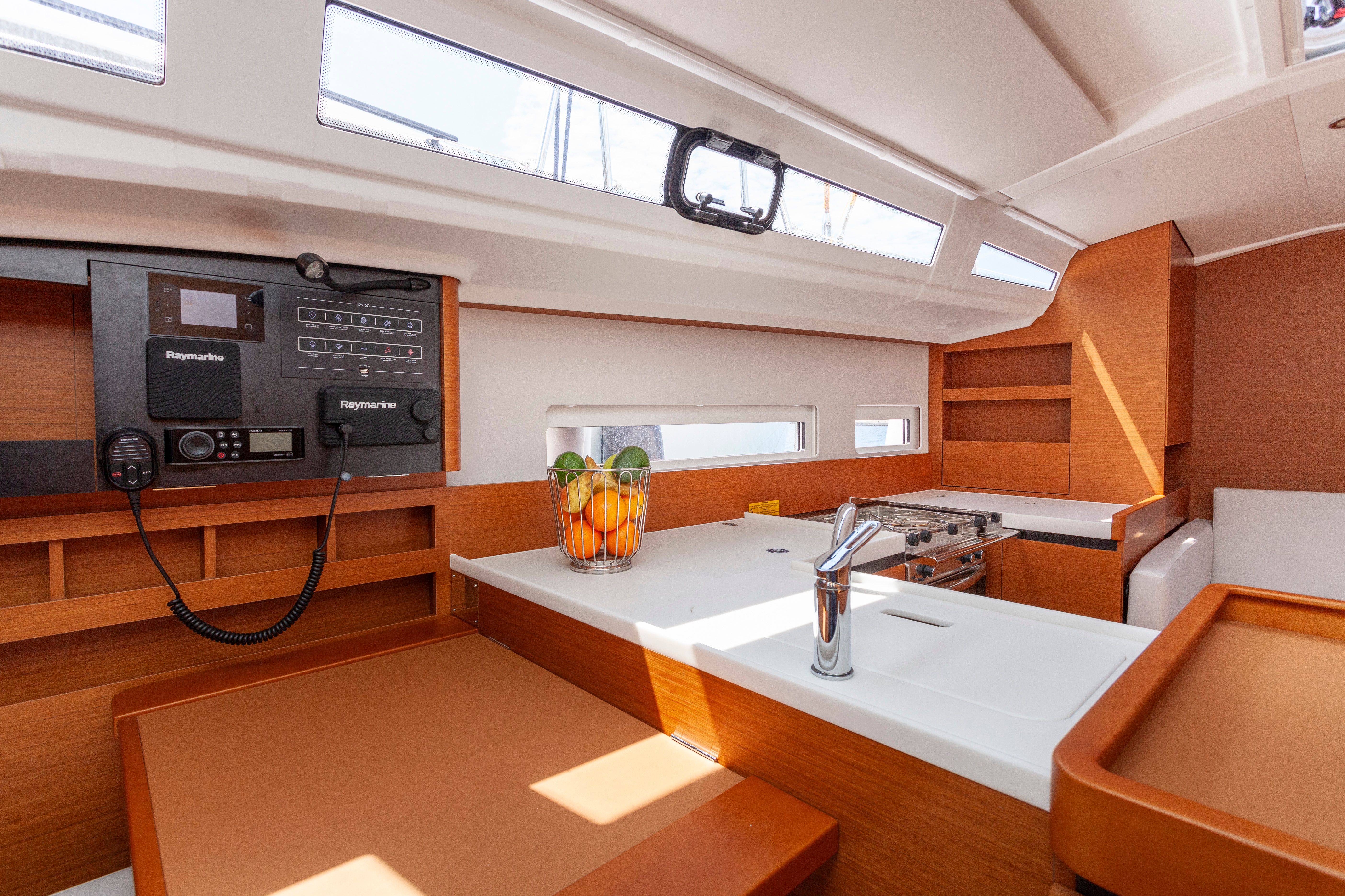 Jeanneau Sun Odyssey 410 | Bella Ciao