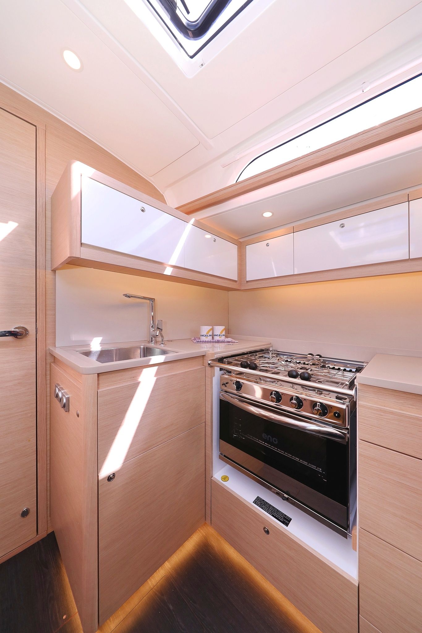 Dufour 470 | Dance