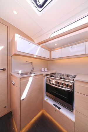 Dufour 470 | Dance