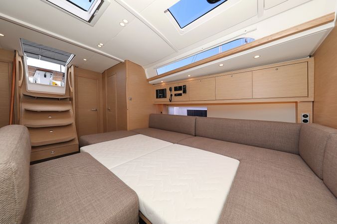 Dufour 470 | Dance