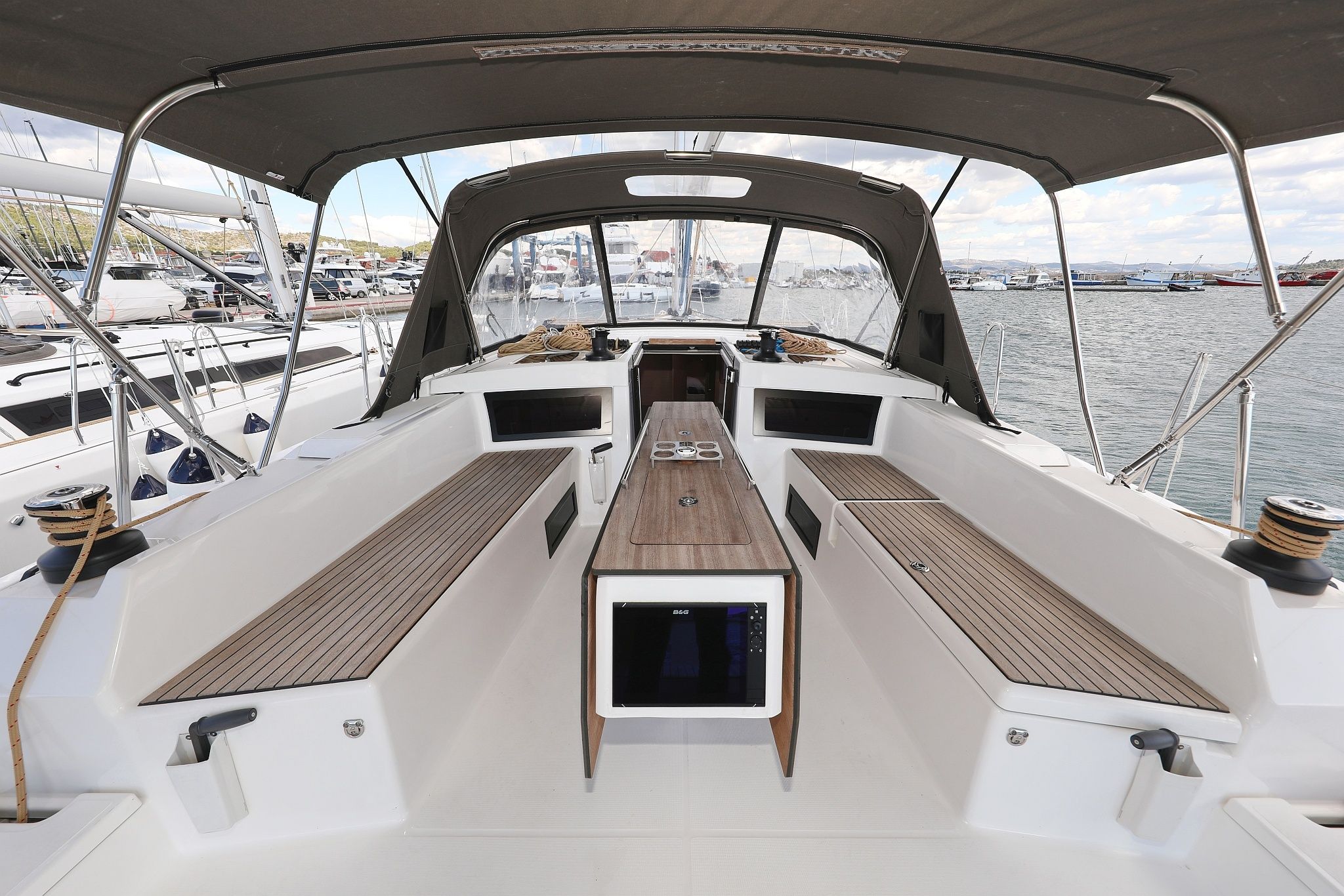 Dufour 470 | Dance