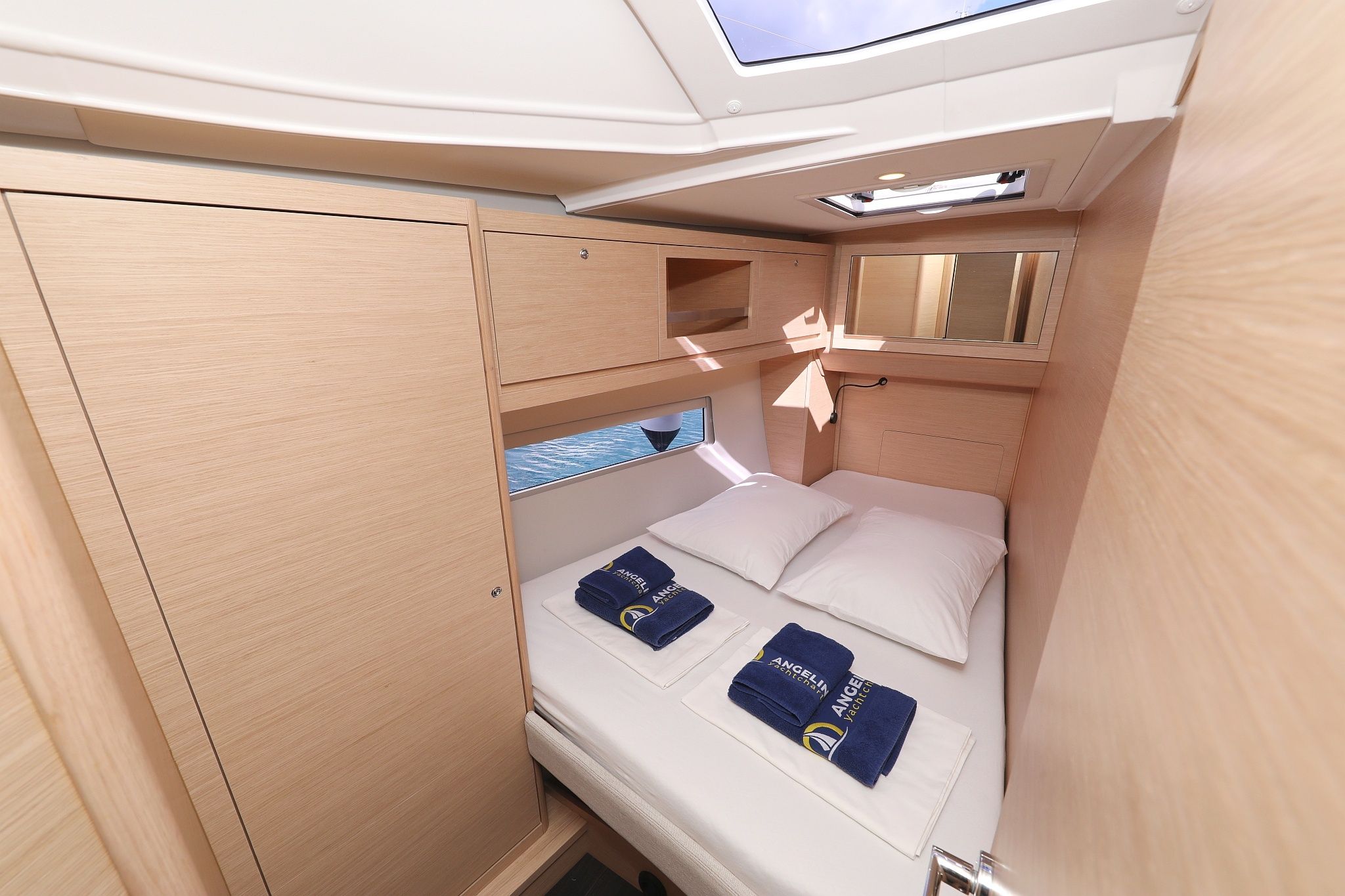 Dufour 470 | Dance