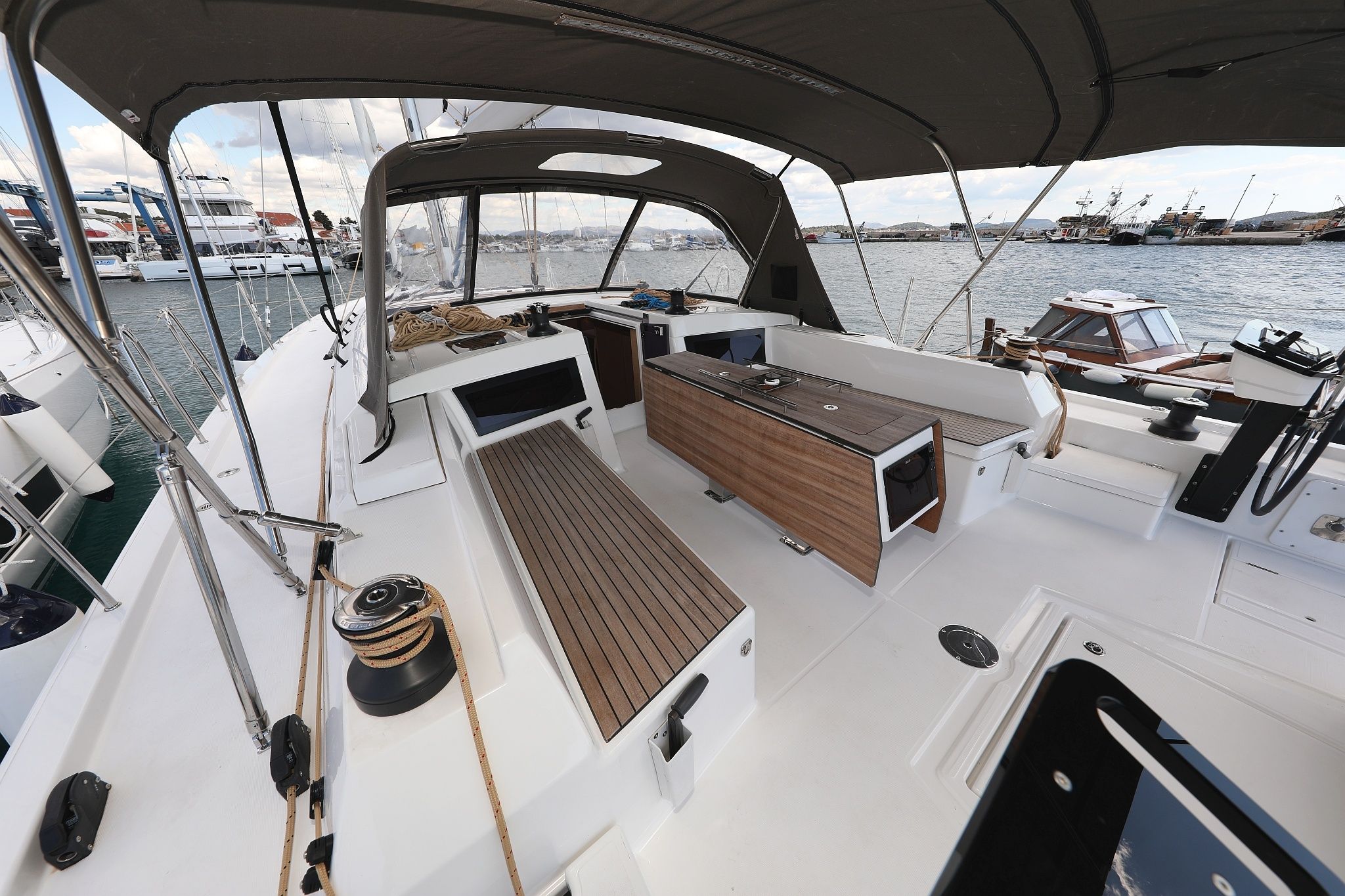 Dufour 470 | Dance